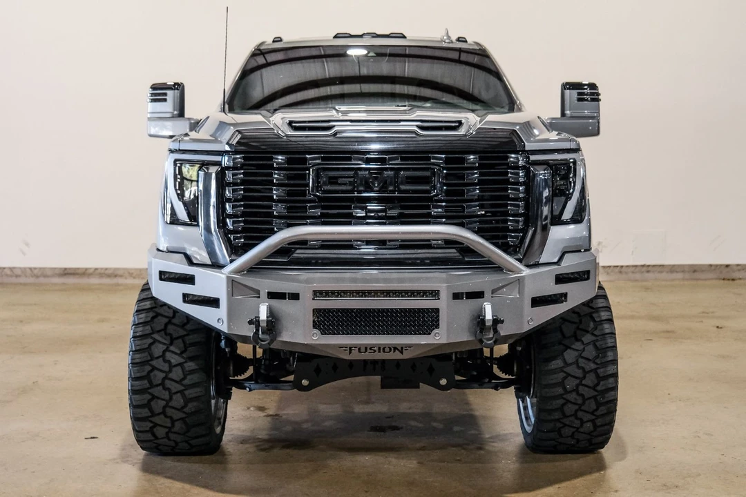 2024 GMC Sierra 5th Gen - Image 2 of 12