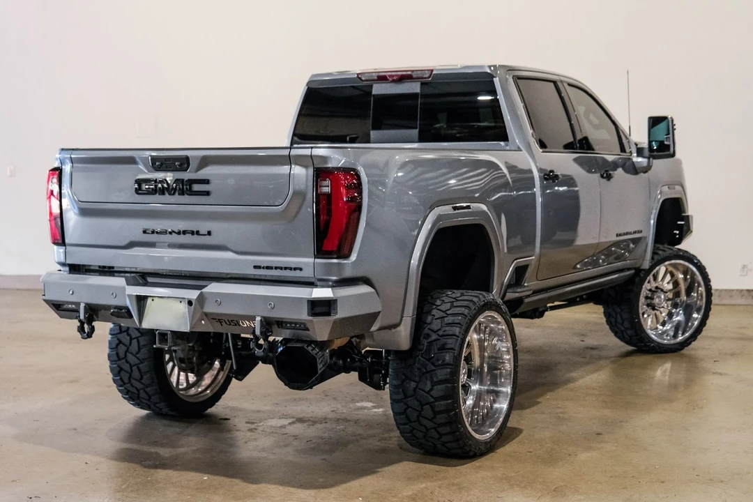 2024 GMC Sierra 5th Gen - Image 7 of 12
