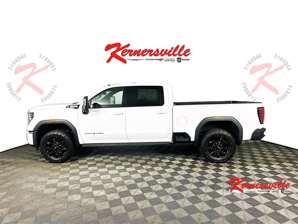 2024 GMC Sierra 5th Gen - Image 4 of 21