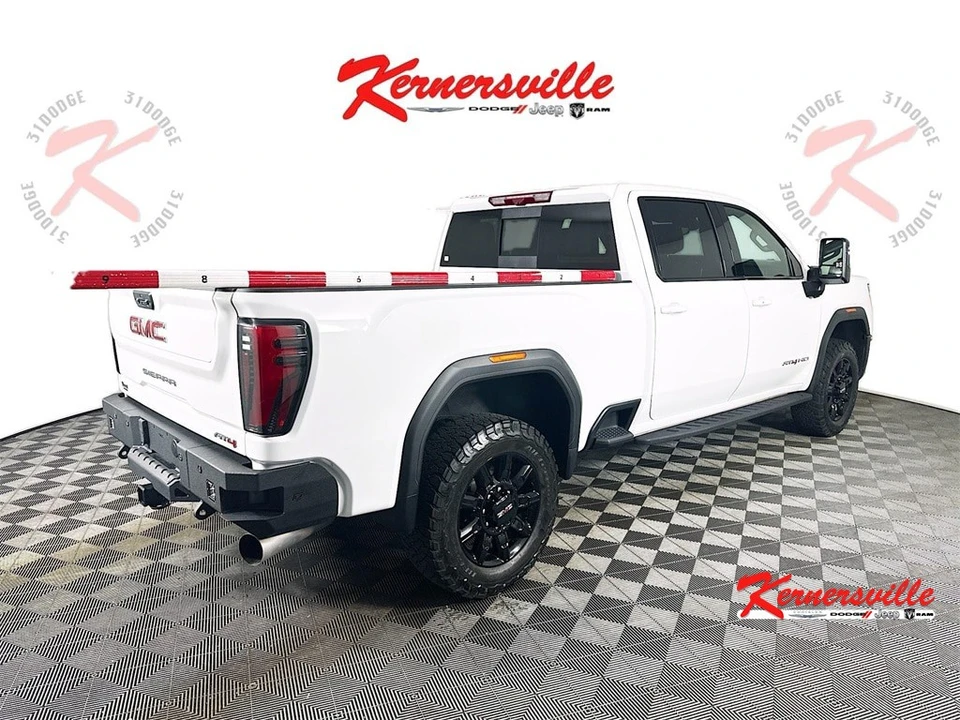 2024 GMC Sierra 5th Gen - Image 7 of 21
