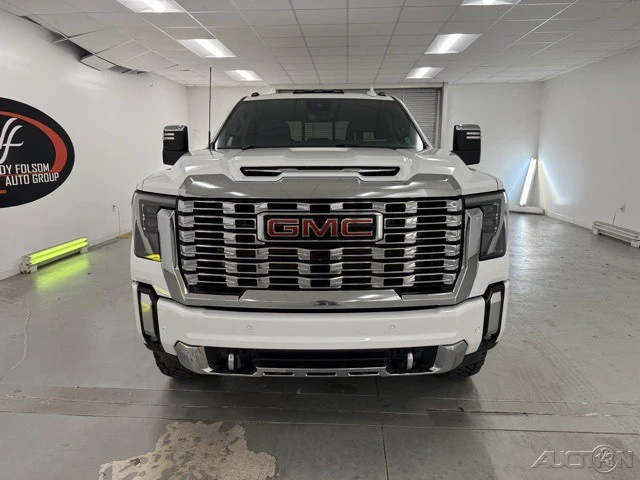 2024 GMC Sierra Heavy Duty 5th Gen - Image 2 of 20