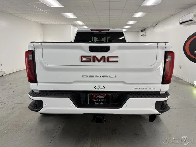 2024 GMC Sierra Heavy Duty 5th Gen - Image 6 of 20
