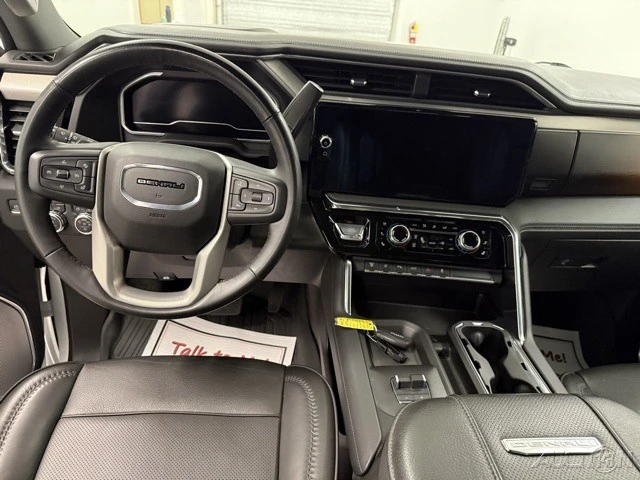2024 GMC Sierra Heavy Duty 5th Gen - Image 17 of 20