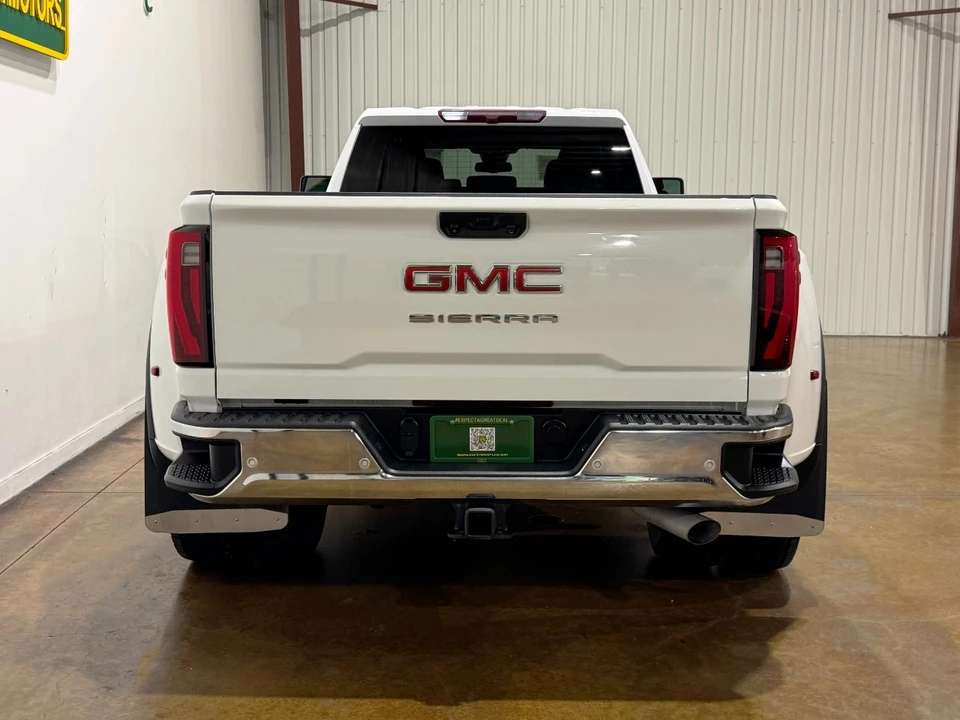 2024 GMC Sierra 5th Gen - Image 7 of 21
