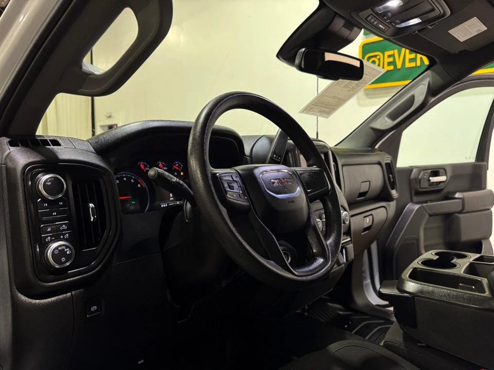 2024 GMC Sierra 5th Gen - Image 10 of 21