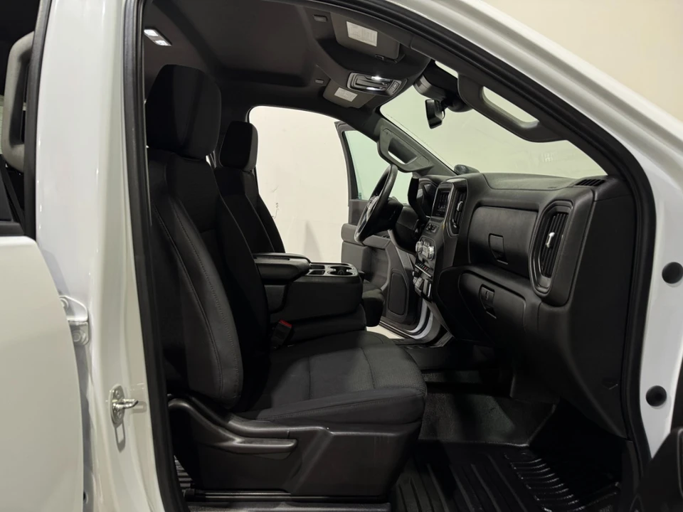 2024 GMC Sierra 5th Gen - Image 15 of 21