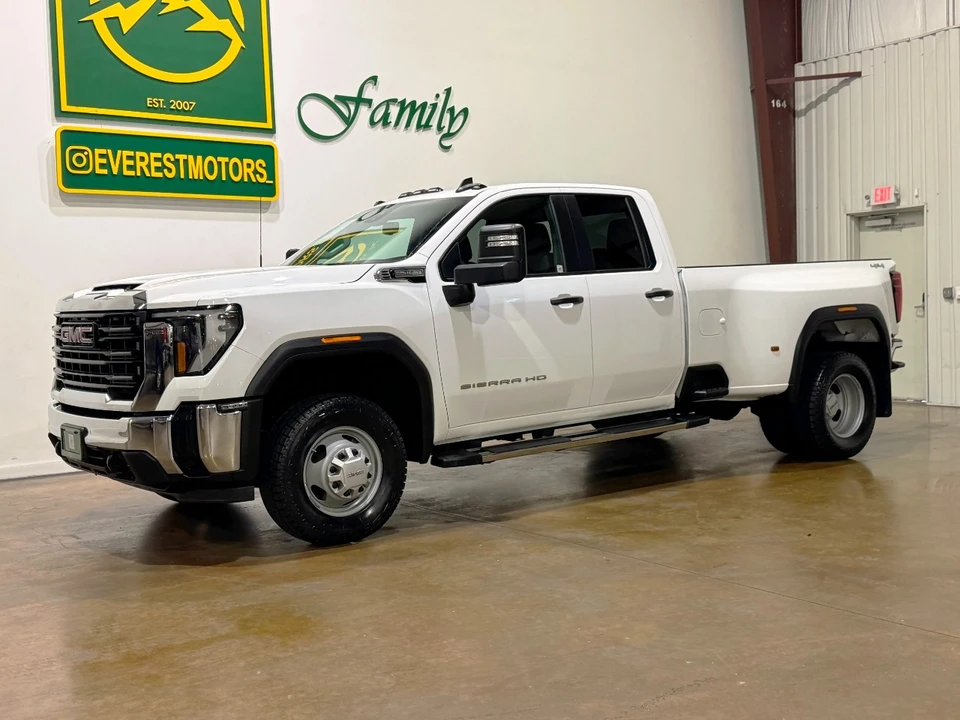 2024 GMC Sierra 5th Gen - Image 3 of 12