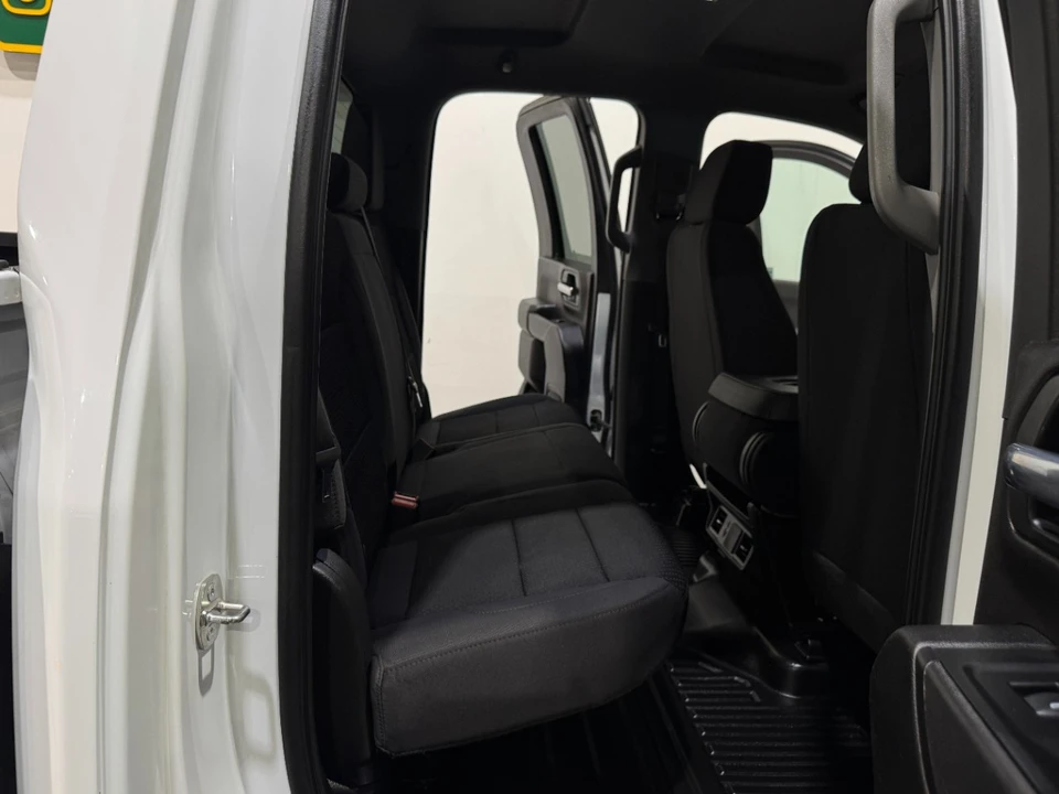 2024 GMC Sierra 5th Gen - Image 18 of 21