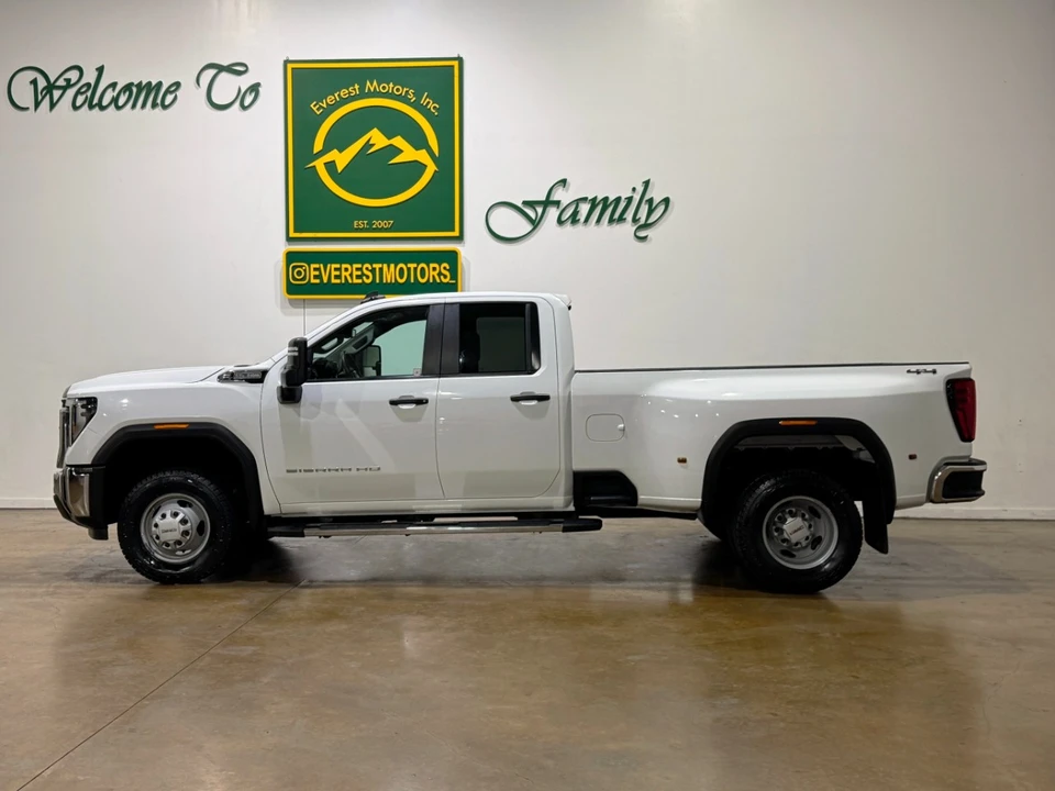 2024 GMC Sierra 5th Gen - Image 5 of 12