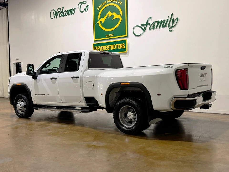 2024 GMC Sierra 5th Gen - Image 6 of 21