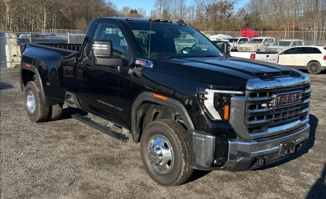 2024 GMC Sierra 5th Gen - Image 2 of 10