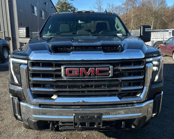2024 GMC Sierra 5th Gen - Image 4 of 10