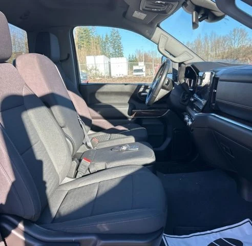 2024 GMC Sierra 5th Gen - Image 8 of 10