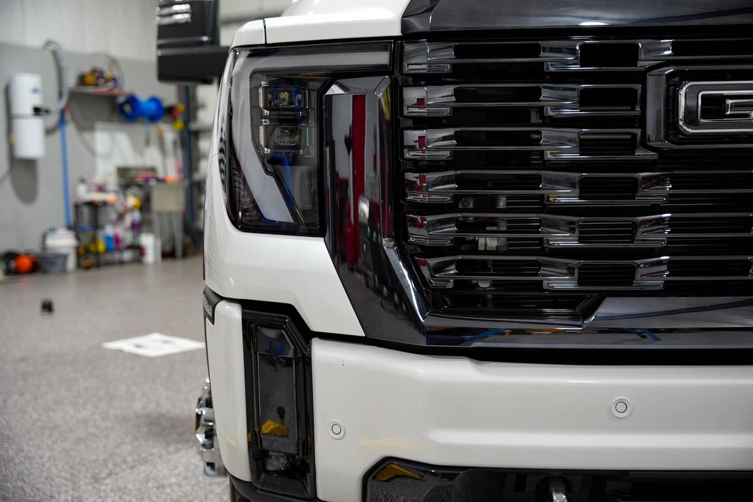 2024 GMC Sierra Heavy Duty 5th Gen - Image 20 of 31