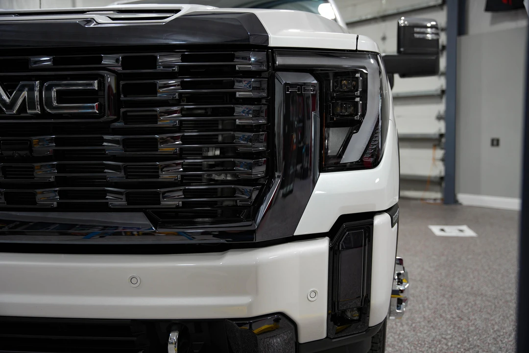 2024 GMC Sierra Heavy Duty 5th Gen - Image 22 of 31