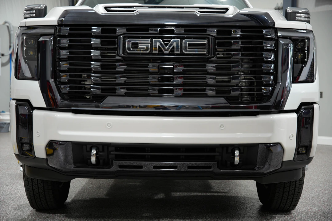 2024 GMC Sierra Heavy Duty 5th Gen - Image 21 of 31
