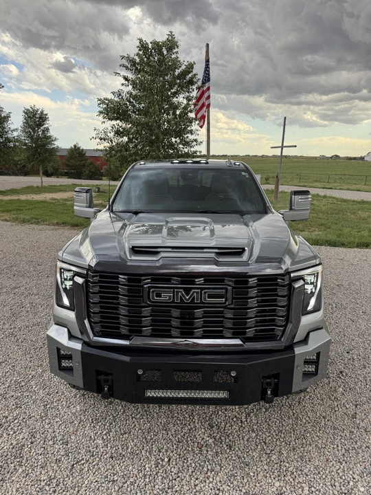2024 GMC Sierra Heavy Duty 5th Gen - Image 18 of 31