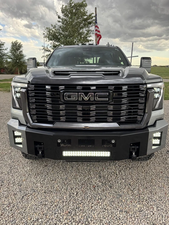 2024 GMC Sierra Heavy Duty 5th Gen - Image 20 of 31