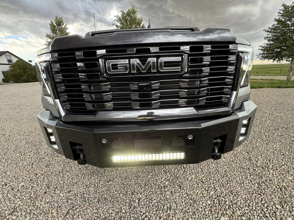 2024 GMC Sierra Heavy Duty 5th Gen - Image 21 of 31