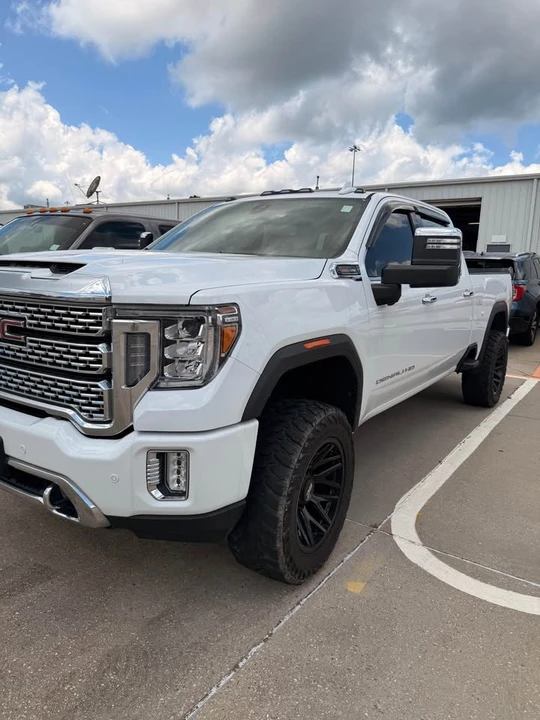 2024 GMC Sierra 5th Gen - Image 5 of 11