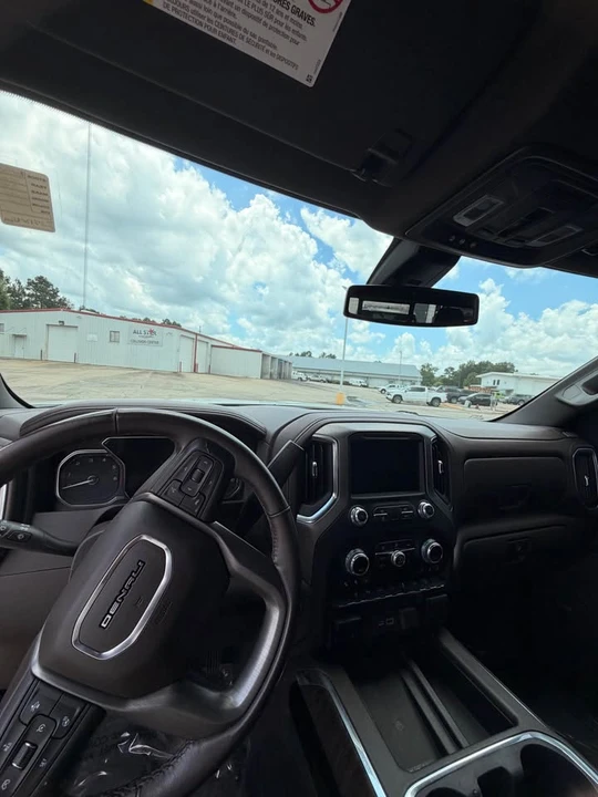 2024 GMC Sierra 5th Gen - Image 7 of 11
