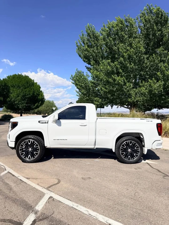 2024 GMC Sierra 5th Gen - Image 5 of 14