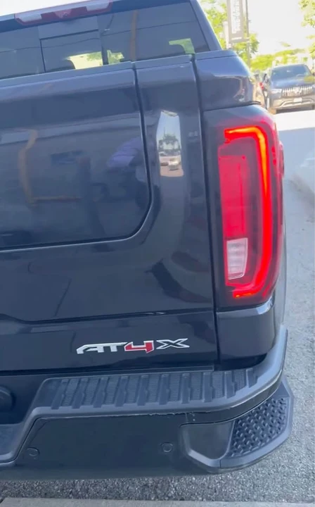 2024 GMC Sierra 5th Gen - Image 2 of 2