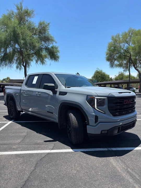 2024 GMC Sierra 5th Gen - Image 3 of 11
