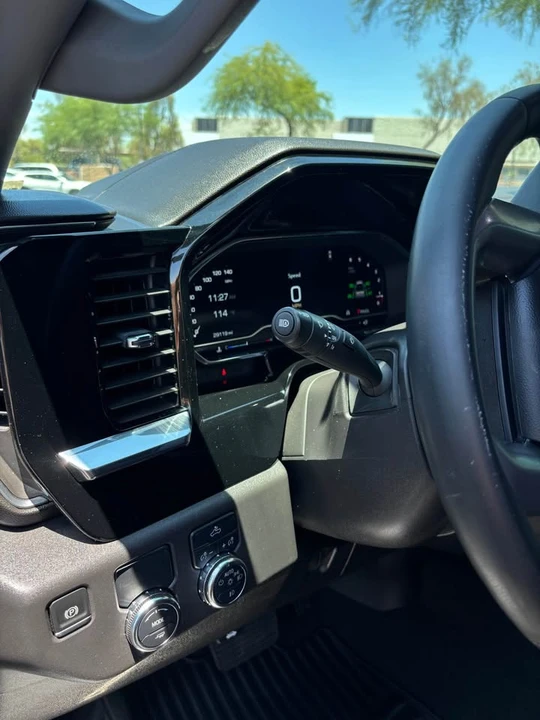 2024 GMC Sierra 5th Gen - Image 7 of 11