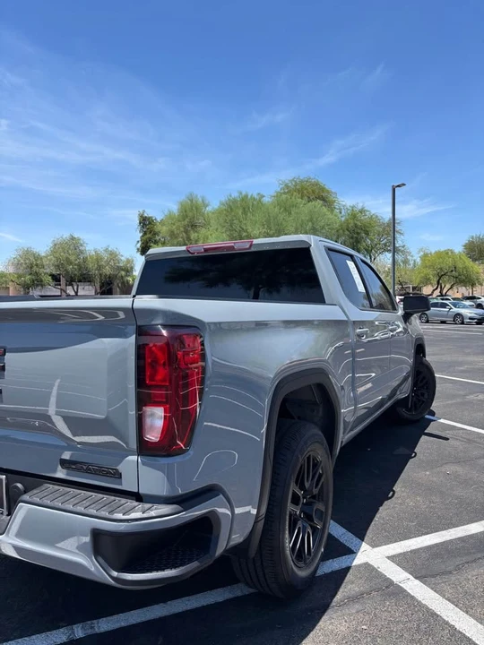 2024 GMC Sierra 5th Gen - Image 4 of 11