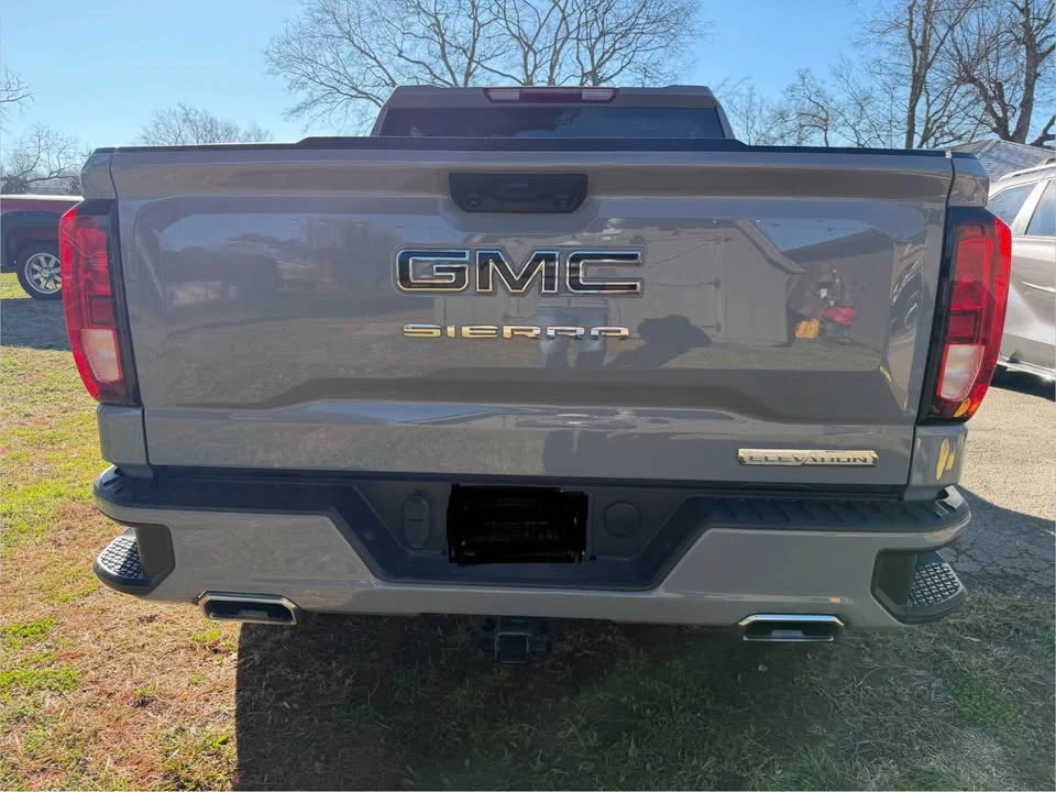 2024 GMC Sierra 4th Gen - Image 2 of 15