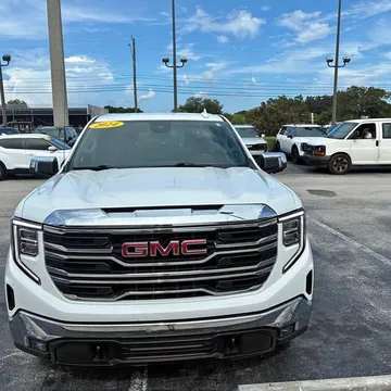 2024 GMC Sierra 1500 Crew Cab SLT