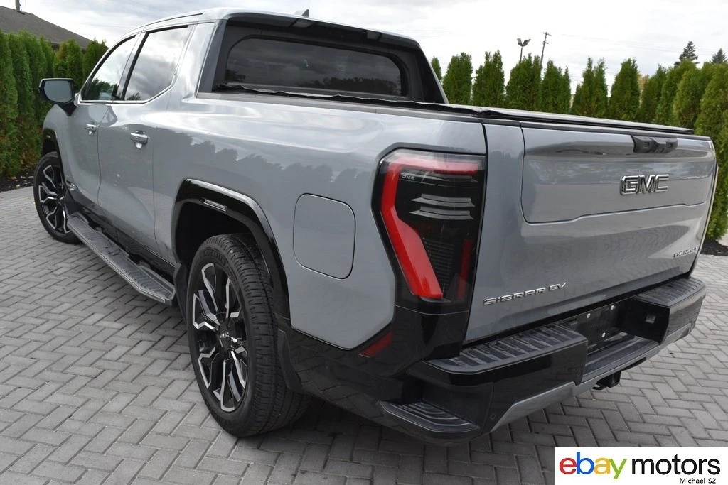 2024 GMC Sierra 5th Gen - Image 7 of 21