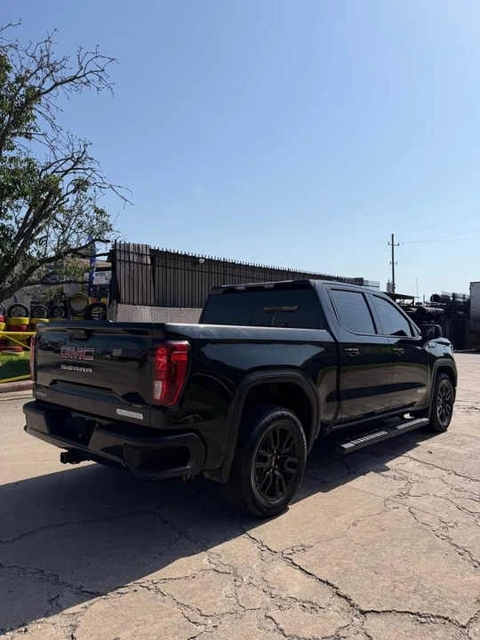 2024 GMC Sierra 5th Gen - Image 4 of 10