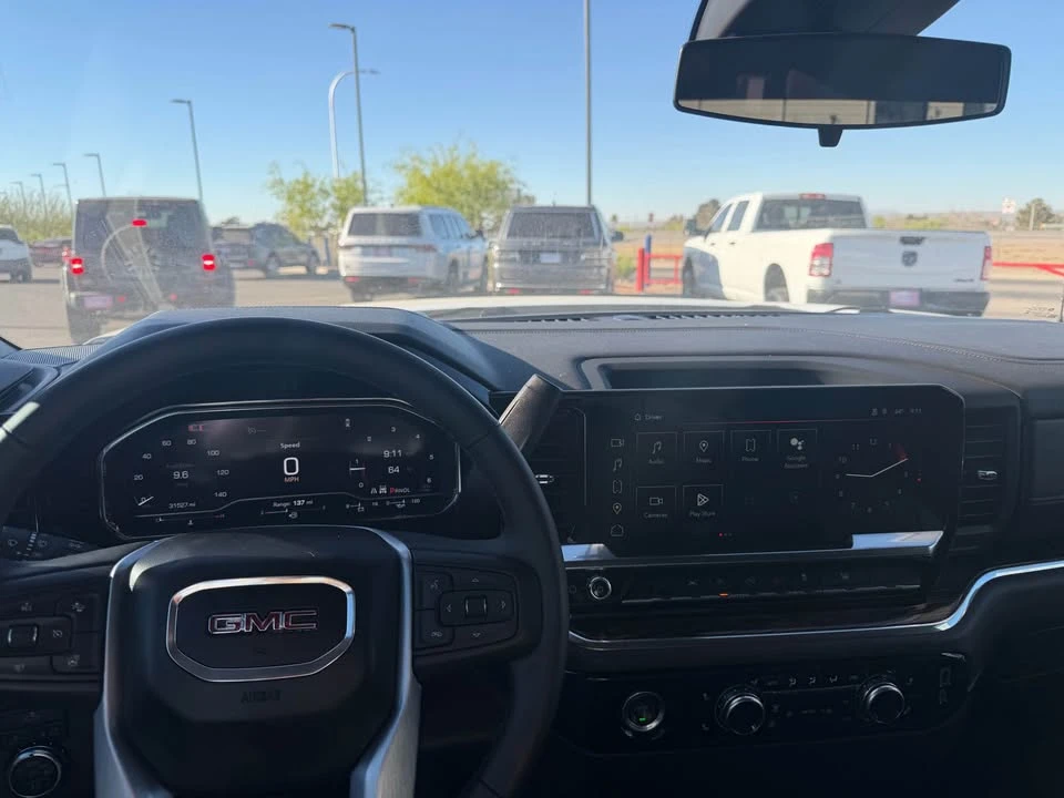 2024 GMC Sierra 5th Gen - Image 2 of 8