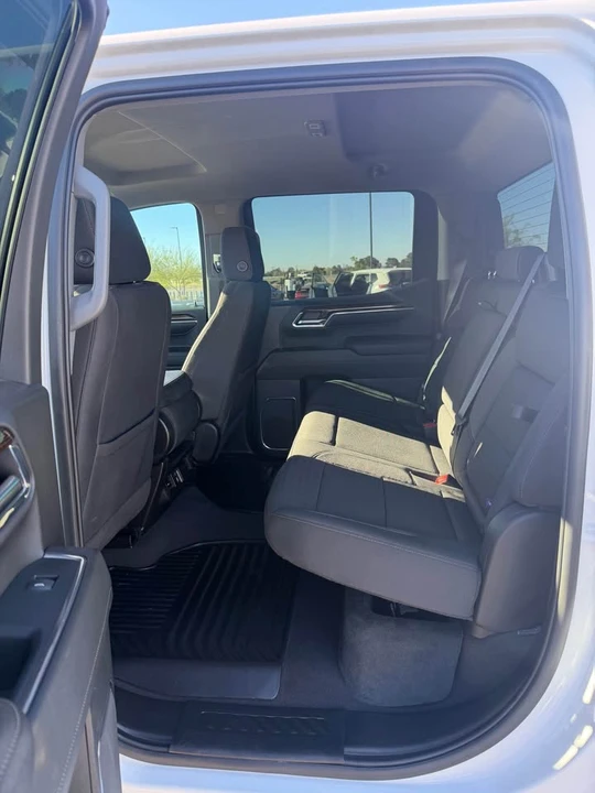 2024 GMC Sierra 5th Gen - Image 6 of 8
