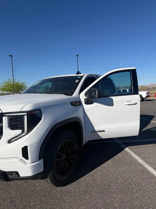 2024 GMC Sierra 5th Gen - Image 4 of 8