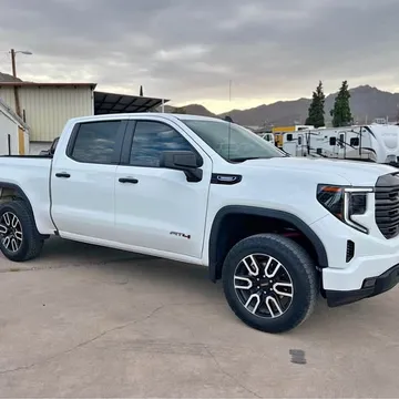 2024 GMC Sierra AT4