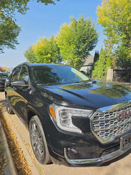 2024 GMC Terrain - Image 2 of 13