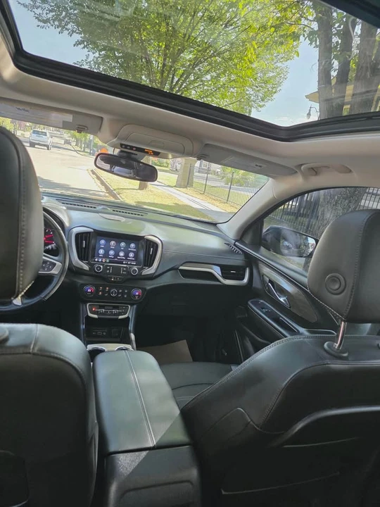 2024 GMC Terrain - Image 9 of 13