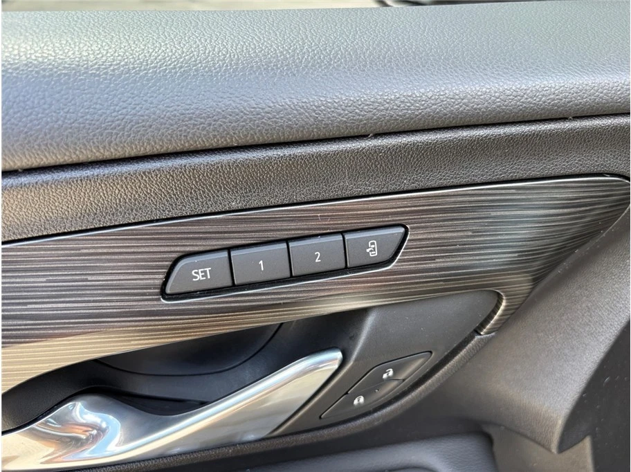 2024 GMC Terrain - Image 20 of 21