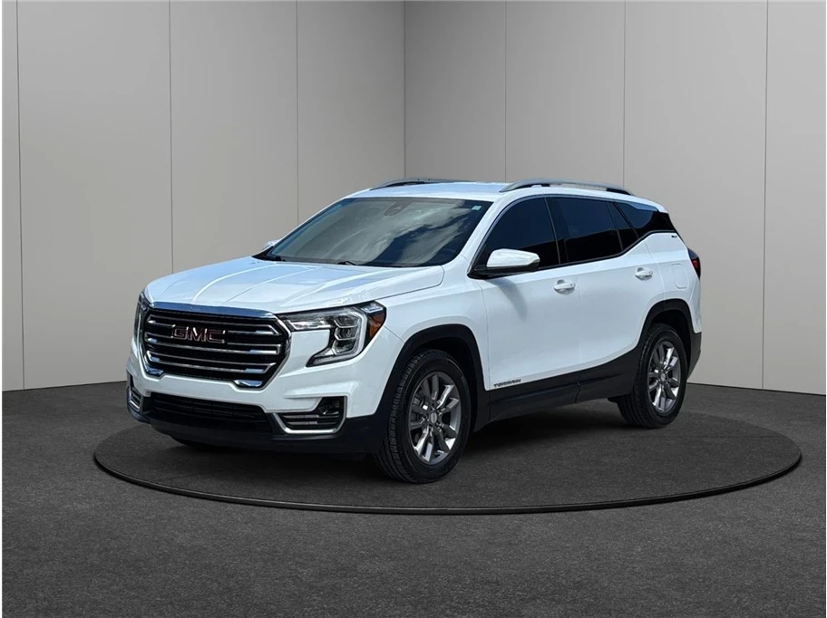 2024 GMC Terrain - Image 4 of 21