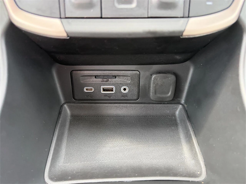 2024 GMC Terrain - Image 28 of 31