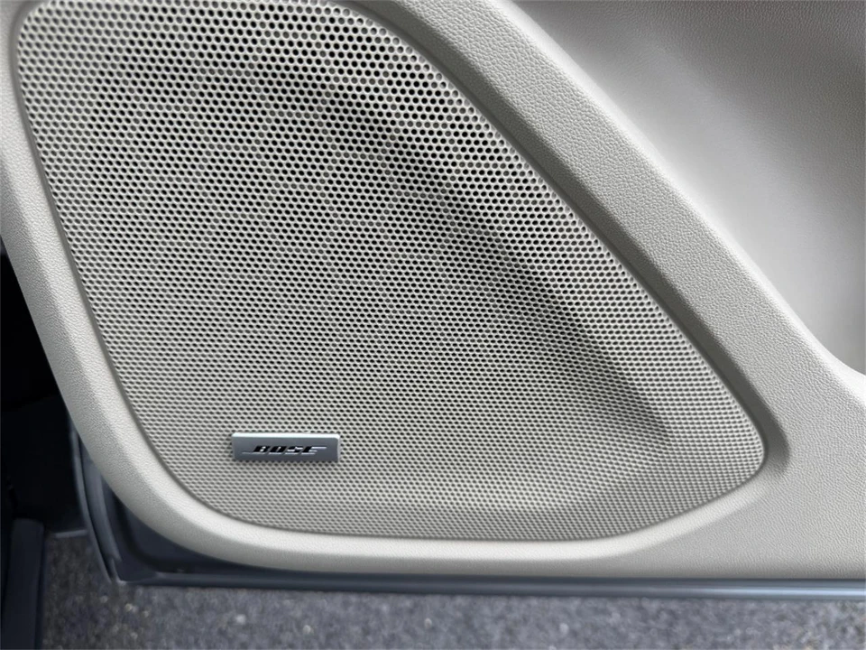2024 GMC Terrain - Image 18 of 31
