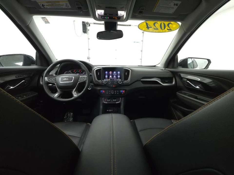 2024 GMC Terrain - Image 2 of 12