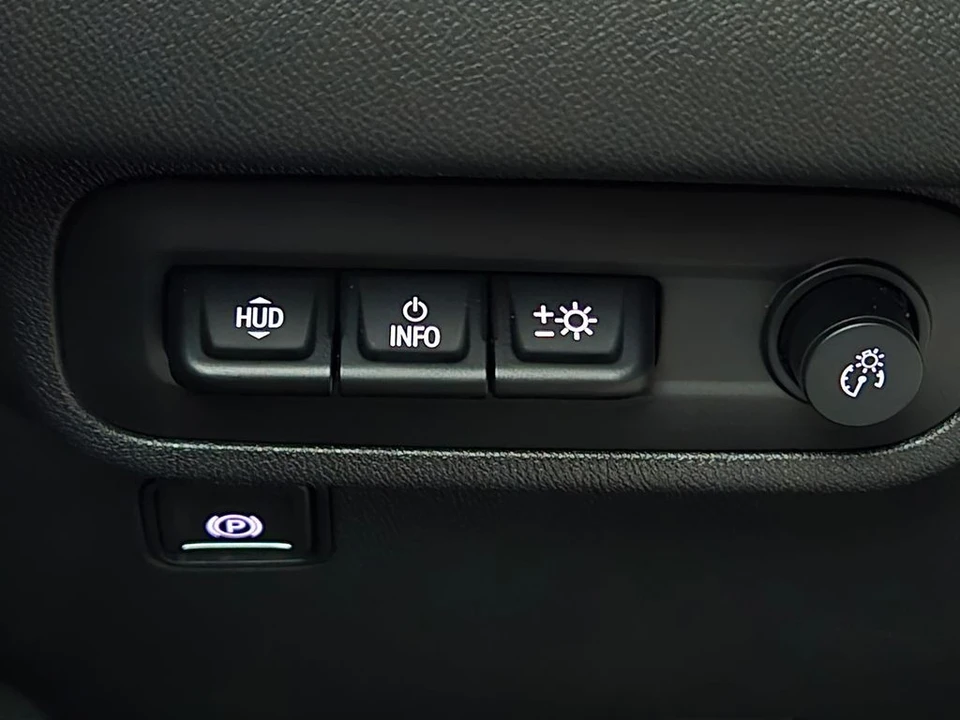 2024 GMC Terrain - Image 7 of 12