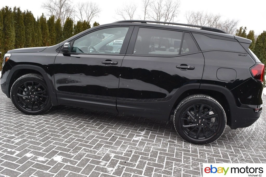 2024 GMC Terrain - Image 8 of 21