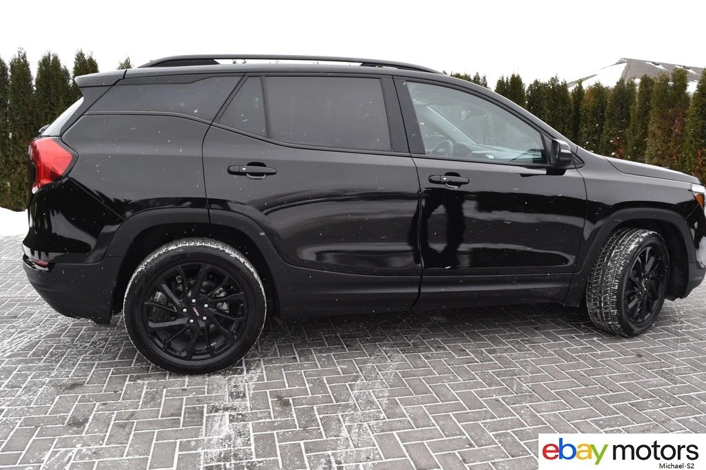 2024 GMC Terrain - Image 4 of 21