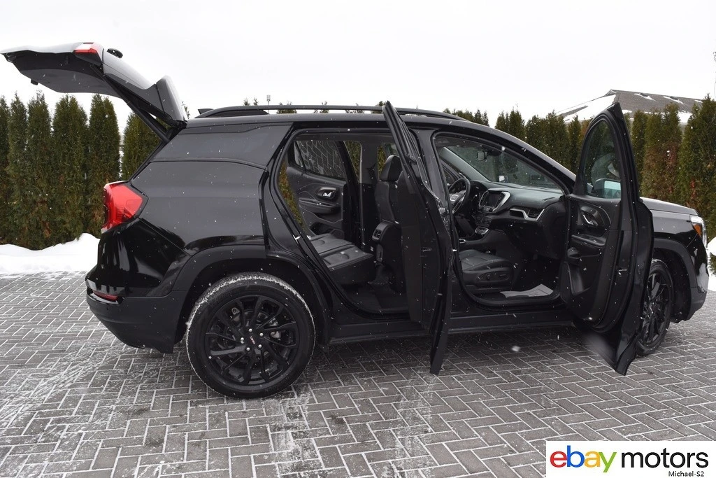 2024 GMC Terrain - Image 19 of 21