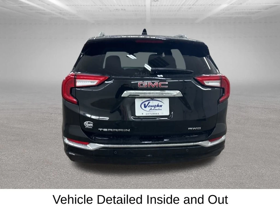 2024 GMC Terrain - Image 11 of 21